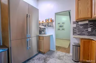 9621 Mesa Dr, Saint Louis, MO 63132 - Photo 6