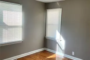 1224 Kilgore Dr, Bellefontaine Neighbors, MO 63137 - Photo 10