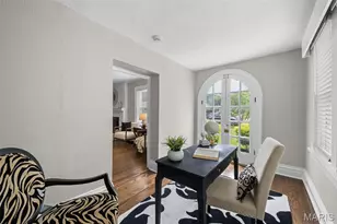 543 N Central Ave, University City, MO 63130 - Photo 8