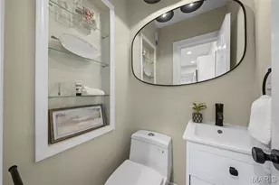543 N Central Ave, University City, MO 63130 - Photo 16