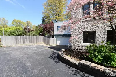 8045 Watkins, Saint Louis, MO 63105 - Photo 58