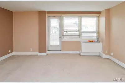 210 N 17th Street #512, Saint Louis, MO 63103 - Photo 4
