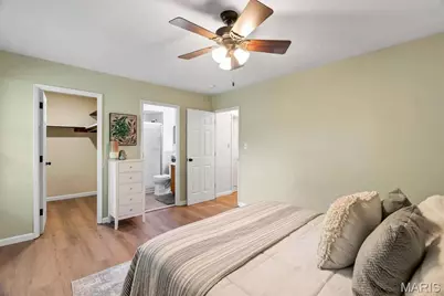 248 Village Creek Anex, Ballwin, MO 63021 - Photo 14