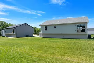 28716 Woodland Heights Dr, Warrenton, MO 63383 - Photo 30