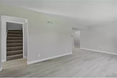 912 Burgos Street, Spanish Lake, MO 63138 - Photo 18