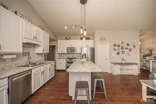 126 Riverdale Woods Cir, O'Fallon, MO 63366 - Photo 16