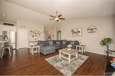 126 Riverdale Woods Circle, O'Fallon, MO 63366 - Photo 10