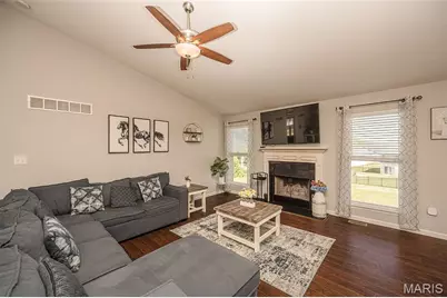 126 Riverdale Woods Circle, O'Fallon, MO 63366 - Photo 8