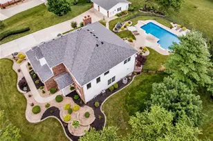 123 Townview Dr, Wentzville, MO 63385 - Photo 1