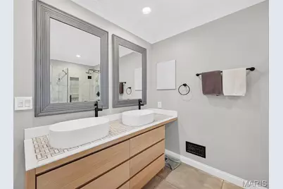 2024 Meadowbrook Way Drive, Chesterfield, MO 63017 - Photo 24