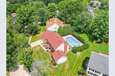 2024 Meadowbrook Way Drive, Chesterfield, MO 63017 - Photo 2