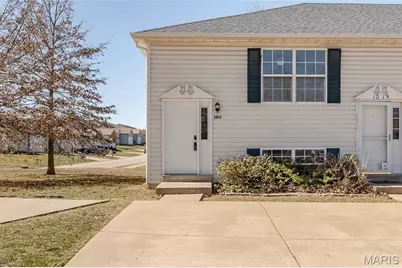 1017 Arlington Court, Warrenton, MO 63383 - Photo 2