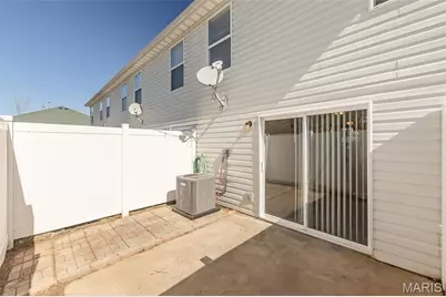 1017 Arlington Court, Warrenton, MO 63383 - Photo 14