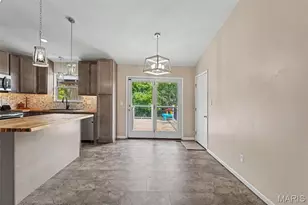717 Walnut Ridge Dr, Fenton, MO 63026 - Photo 8