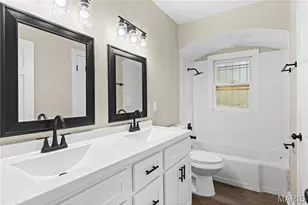 124 Habecking Dr, Jennings, MO 63137 - Photo 12