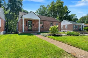 7100 Holly Hills Ave, Saint Louis, MO 63123 - Photo 2