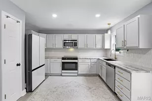 3858 Country Club Dr, Imperial, MO 63052 - Photo 12
