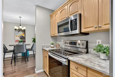 9026 Cardinal Terrace, Brentwood, MO 63144 - Photo 16