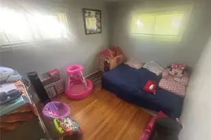 5661 Parchester Dr, Saint Louis, MO 63121 - Photo 8