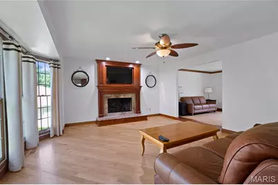 12823 Tammy Kay Drive, Saint Louis, MO 63128 - Photo 16