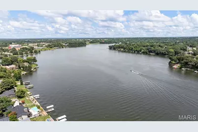 110 Antoinette Terrace, Lake Saint Louis, MO 63367 - Photo 2