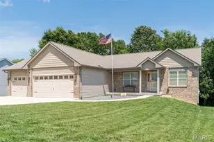 762 Bridgewater Crossing, Villa Ridge, MO 63089 - Photo 2