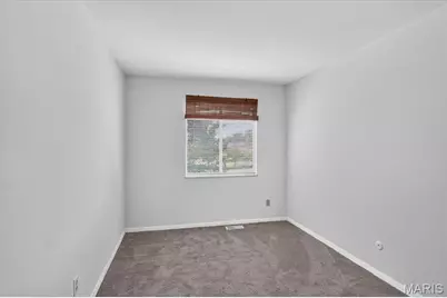 630 Rosetta Drive, Florissant, MO 63031 - Photo 20