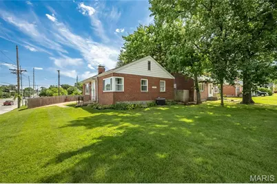 6300 Ashwell Drive, Saint Louis, MO 63123 - Photo 38