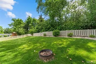 1044 Dutch Mill Dr, Ballwin, MO 63011 - Photo 42