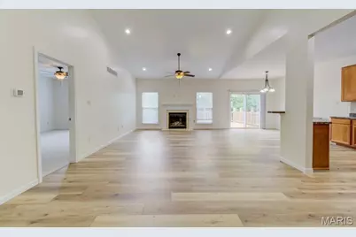 508 Newkirk Circle, Saint Peters, MO 63303 - Photo 8