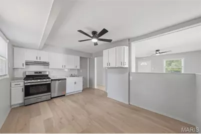 321 Caithness Road, Saint Louis, MO 63137 - Photo 8