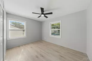 321 Caithness Rd, Saint Louis, MO 63137 - Photo 12
