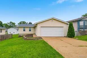 2654 Elm Dr, Arnold, MO 63010 - Photo 2