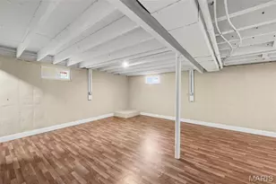 8906 Seneca Ave, Overland, MO 63114 - Photo 30
