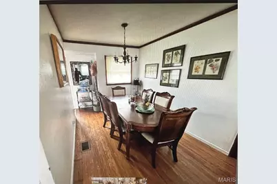 308 Crawford Road, Unincorporated, MO 63137 - Photo 2