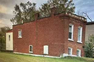 4463 Bessie Ave, Saint Louis, MO 63115 - Photo 2