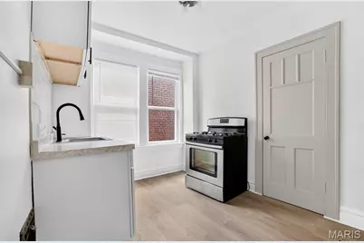 4726 S Grand Boulevard, Saint Louis, MO 63111 - Photo 12