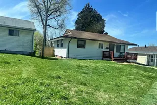 132 Glen Garry Rd, Unincorporated, MO 63137 - Photo 1