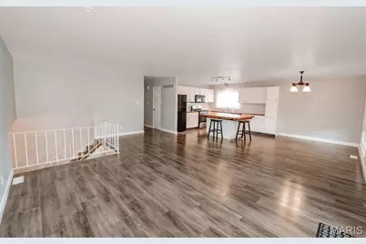 367 Napoli Court, Ballwin, MO 63021 - Photo 6
