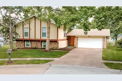 367 Napoli Court, Ballwin, MO 63021 - Photo 2