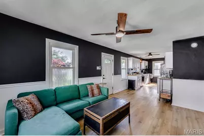 10304 Eaglewood Avenue, Saint Louis, MO 63114 - Photo 6