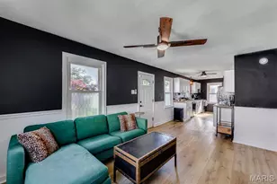 10304 Eaglewood Ave, Saint Louis, MO 63114 - Photo 6