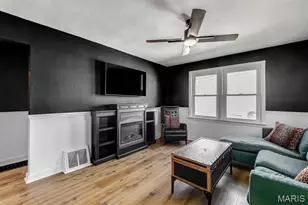 10304 Eaglewood Ave, Saint Louis, MO 63114 - Photo 4