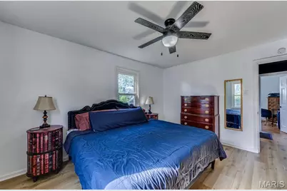 10304 Eaglewood Avenue, Saint Louis, MO 63114 - Photo 12