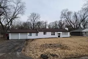 541 Hentschel Pl, Saint Louis, MO 63135 - Photo 1