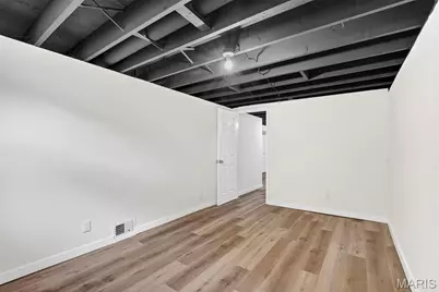 8630 North Avenue, Saint John, MO 63114 - Photo 30