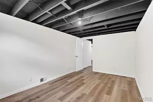 8630 North Ave, Saint John, MO 63114 - Photo 30