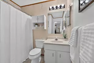 12120 Jeannette Mary Dr, Maryland Heights, MO 63043 - Photo 14
