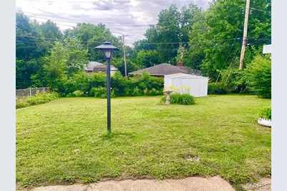 9108 Brownridge Drive, Overland, MO 63114 - Photo 20