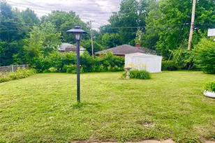 9108 Brownridge Dr, Overland, MO 63114 - Photo 20